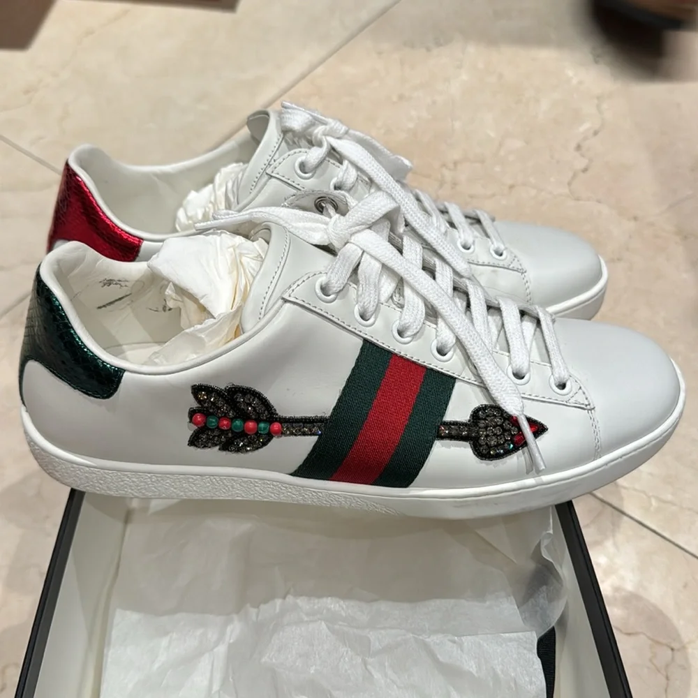 Gucci jewel sneakers - Picture 2 of 11